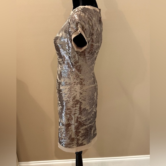 Women’s VINCE CAMUTO bronze gold sequin sheath dress- size 6 - Picture 3 of 8